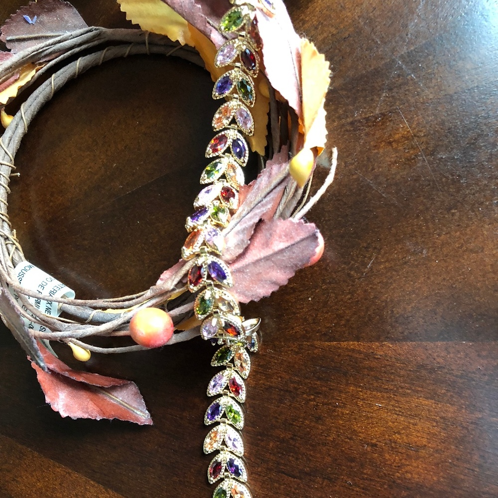 AAA Cubic Zirconia Colorful Crystal Leaf Bracelet - Picture 7 of 7